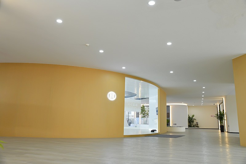 Prüfung und Testung von Wärmedämmstoffen für elektrische Heizungen vor der Installation