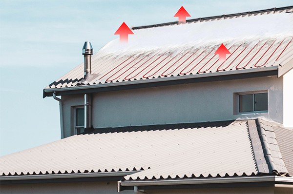 Elektrisches Heizsystem zur Schneeschmelze von Dachrinnen und Böden in Huanrui – für mehr Sicherheit an Gebäuden und im Straßenverkehr