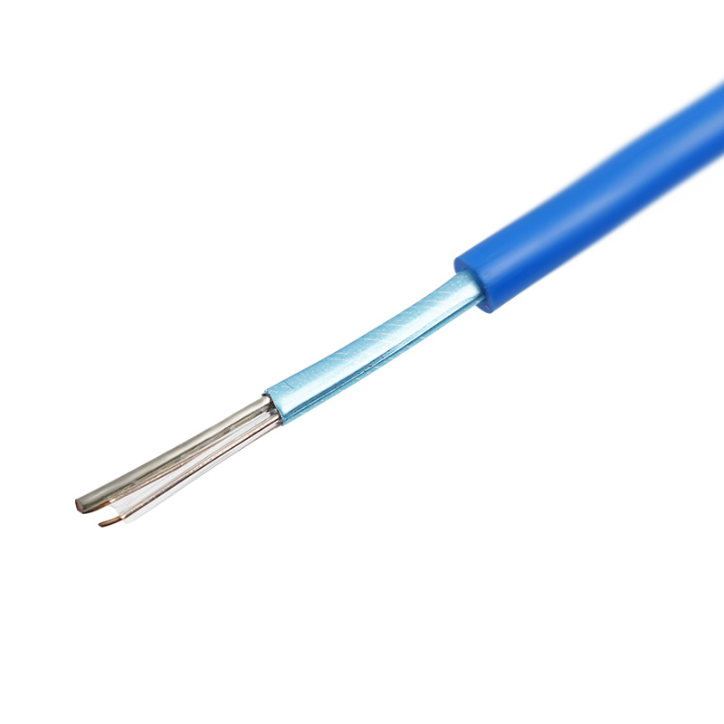 Fußbodenheizungskabel unter den Fliesen